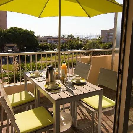 5 Avenue De La Gavine Résidence Parc Appartement Hyères